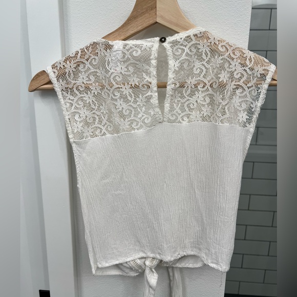 Lace Top - Picture 4 of 5